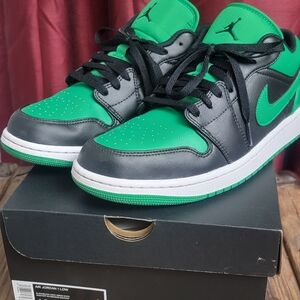 Air Jordan Low Lucky